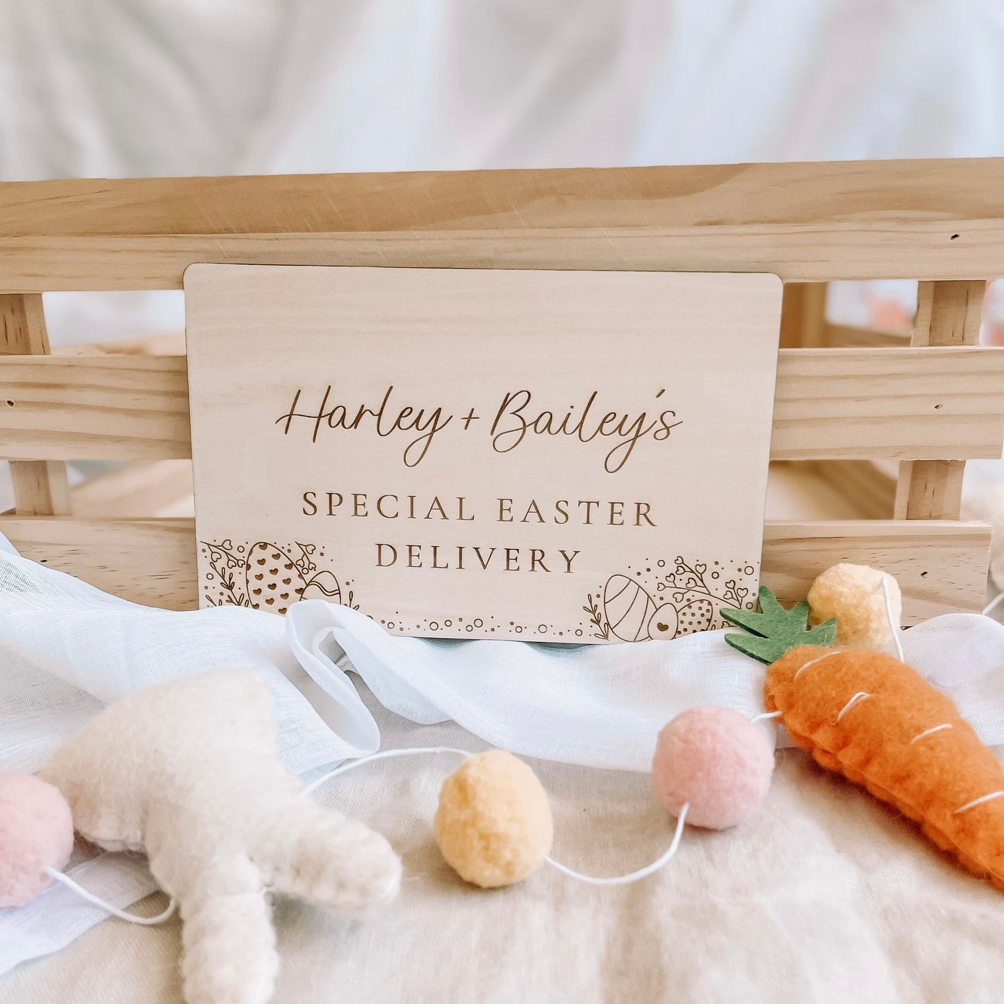 Wooden Easter Box Plaque